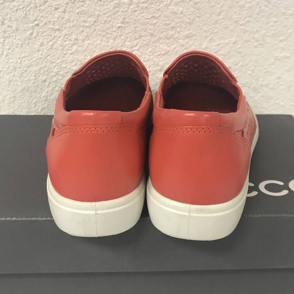 Ecco Women’s Soft 7 Laser Cut Slip-On Sneakers, Size US 5-5.5, Apricot - Picture 5 of 7